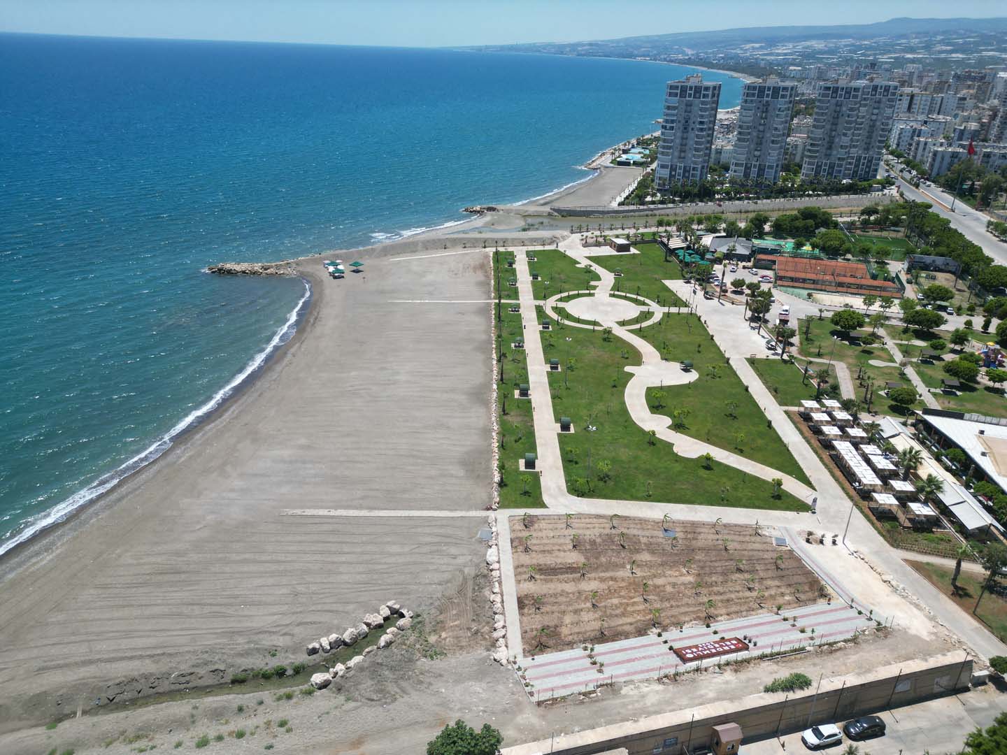 Erdemli’ye Yeni 15 Park Alanları Kazandırıldı