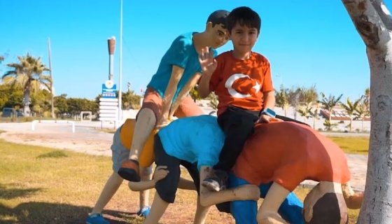 Geri Dönüşümle Atıklar Yeniden Hayat Buluyor