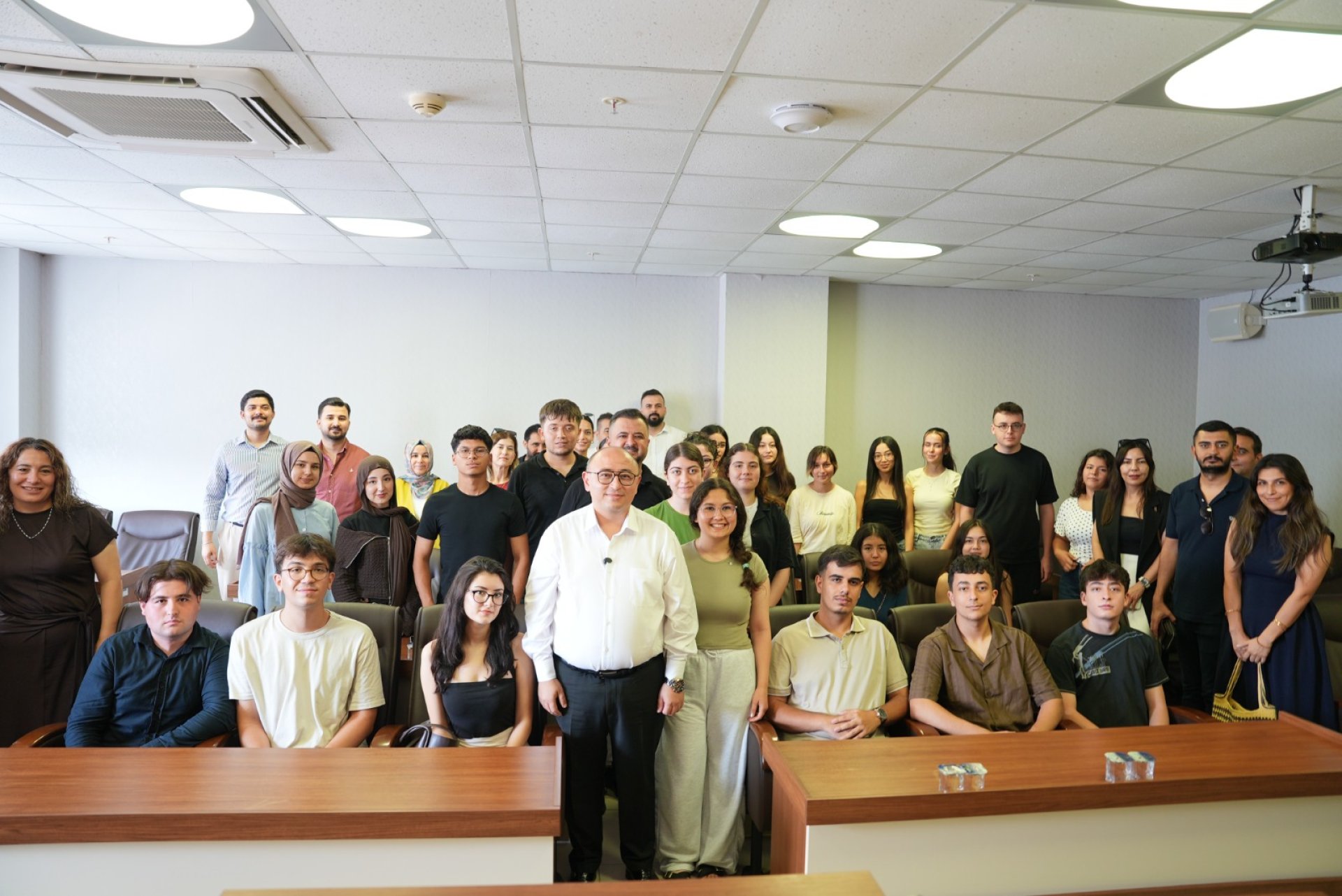 YKS’de Erdemli Belediyesi Kurs Merkezlerinden Büyük Başarı