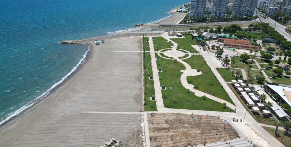 Erdemli’ye Yeni 15 Park Alanları Kazandırıldı